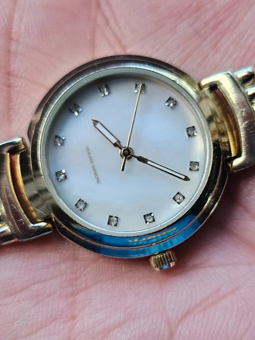 Genuine Diamond Wristwatch Gold Tone White Face Women Analog Wrist Watch